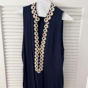 Lily Pulitzer women’s sleeveless navy dress with gold trim. Size 8.